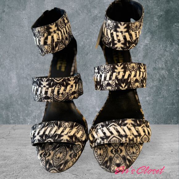 Nicole Miller Artelier Miami Printed Block Heel Sandal Retro Bold Fabric Sz 10M - Picture 6 of 10